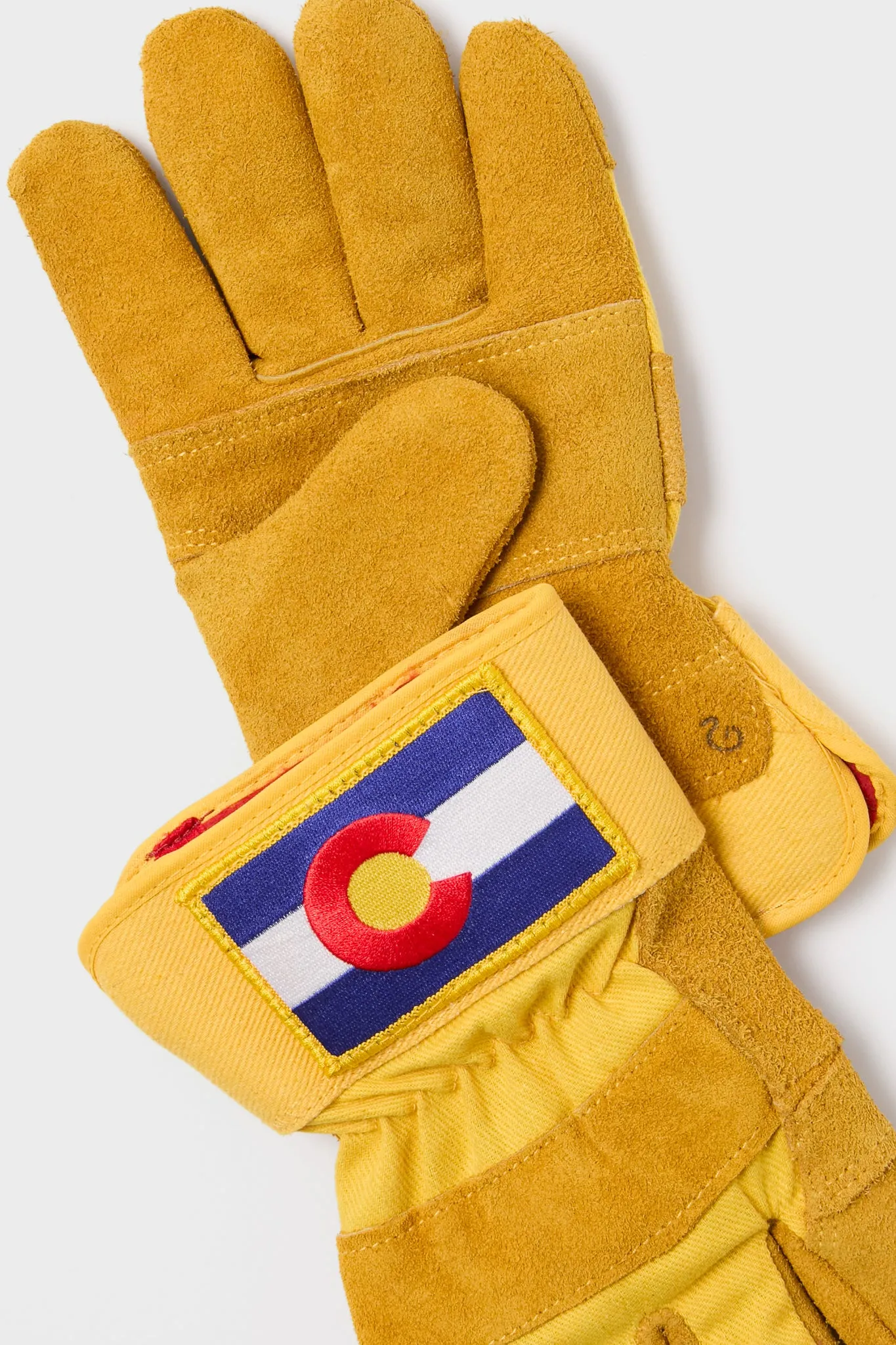 Colorado Gloves sold by Tuckernuck product image thumbnail 3