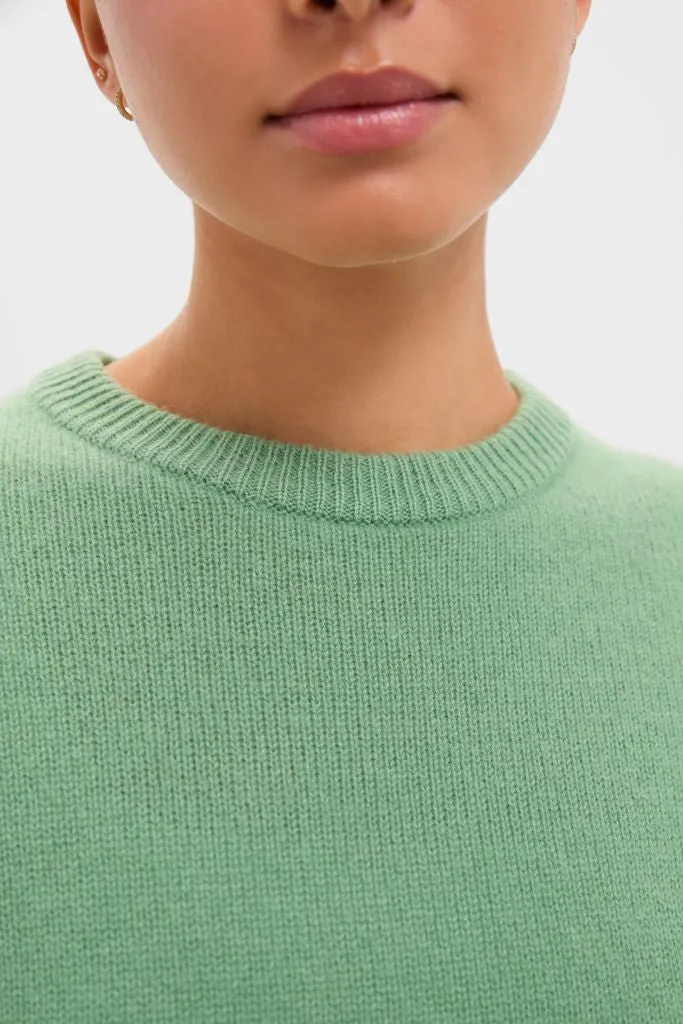 Meadow Green Cashmere Boyfriend Bodie Crewneck Sweater sold by Tuckernuck product image thumbnail 5