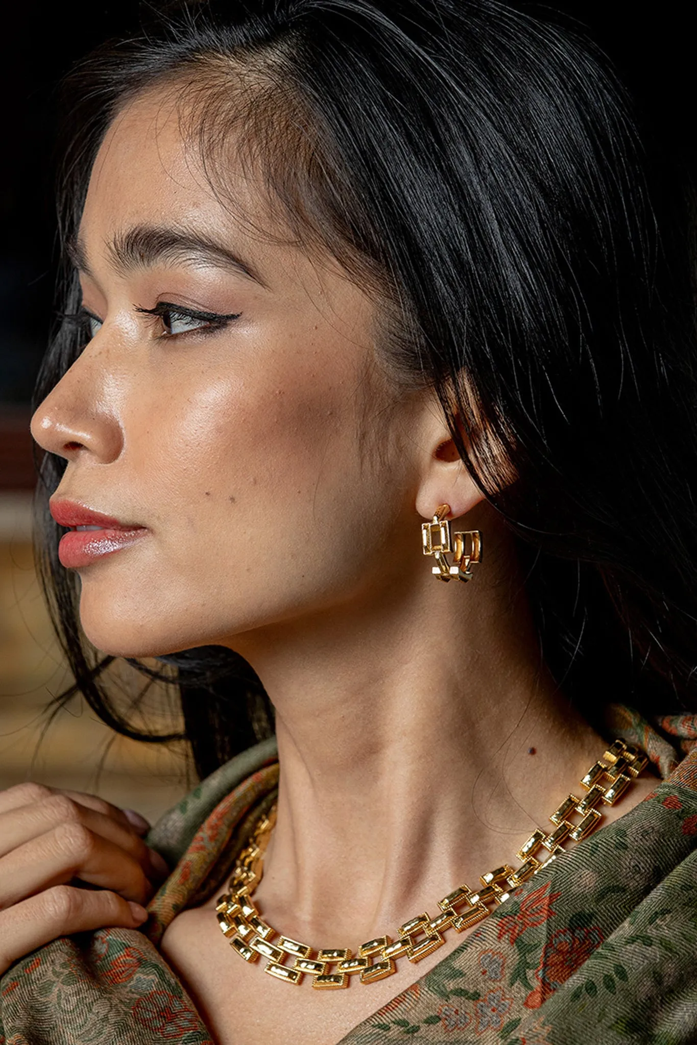 Pathway Hoop Earrings in Gold sold by Tuckernuck product image thumbnail 2