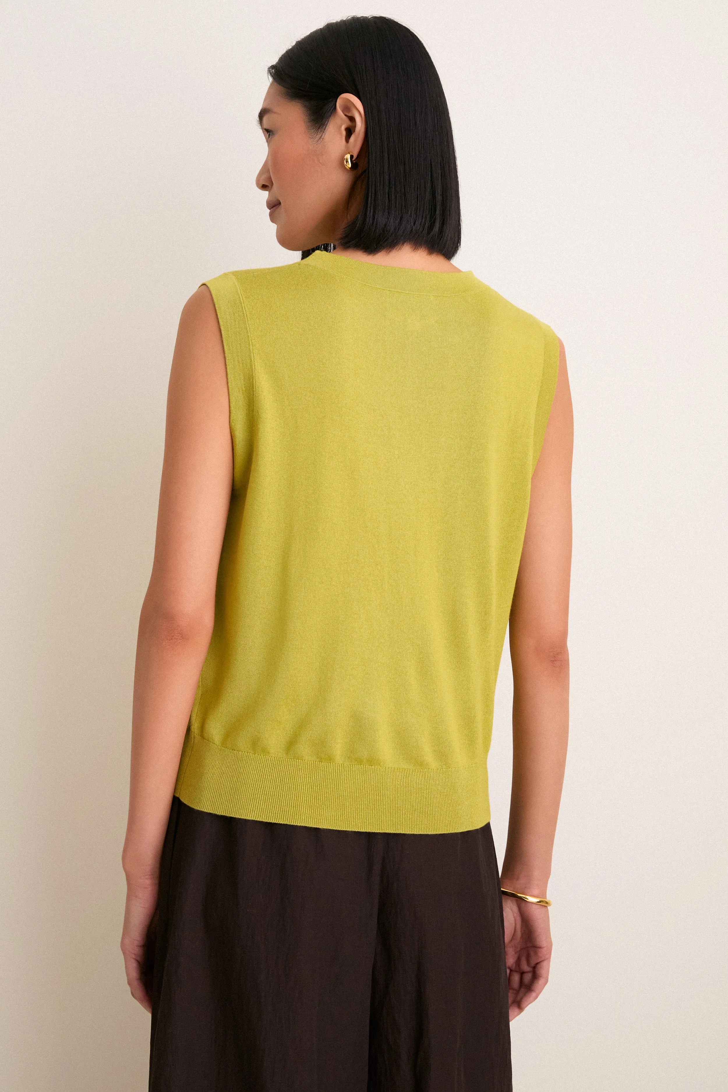 Pear Cashmere Silk Sleeveless Ava Shell sold by Tuckernuck product image thumbnail 5