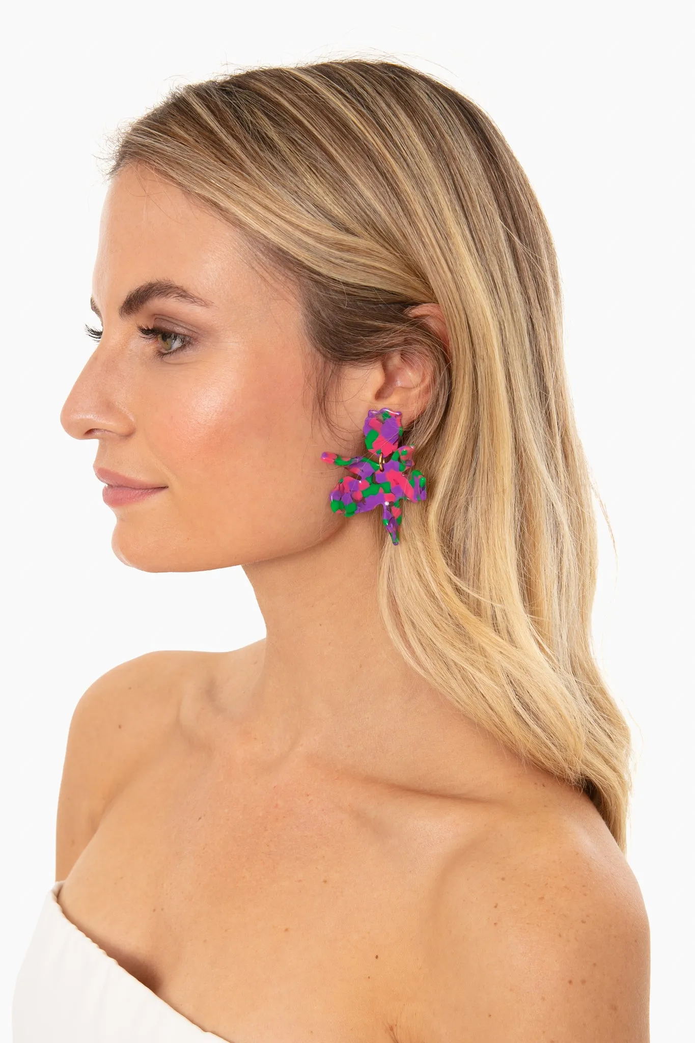 Tarte Small Paper Lily Earrings sold by Tuckernuck product image thumbnail 2