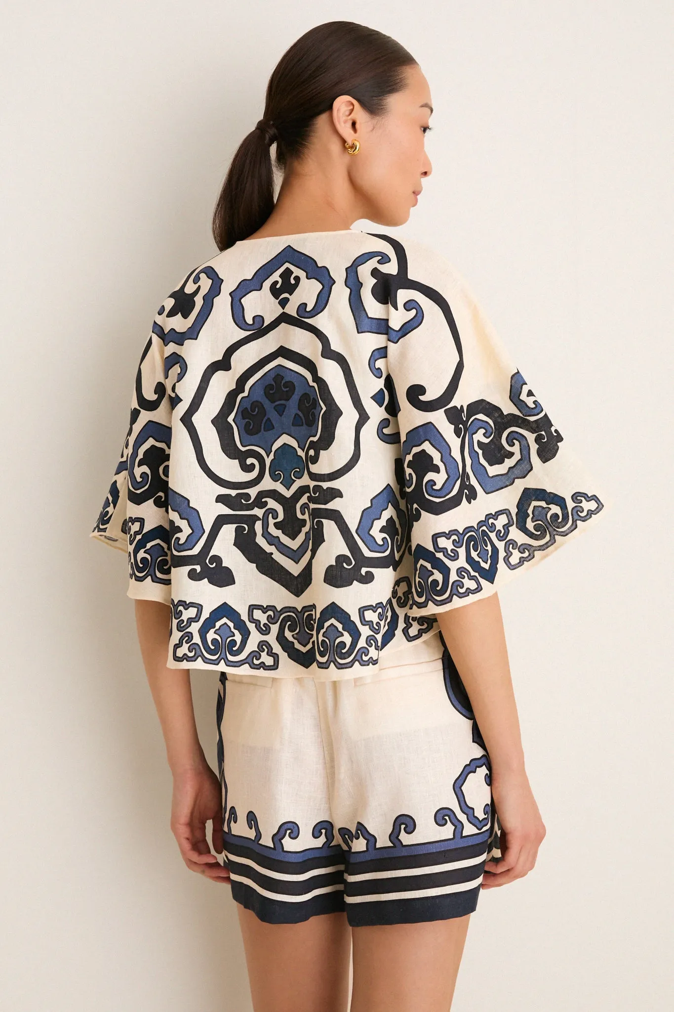 Exclusive Cream Blaise Print Top sold by Tuckernuck product image thumbnail 4