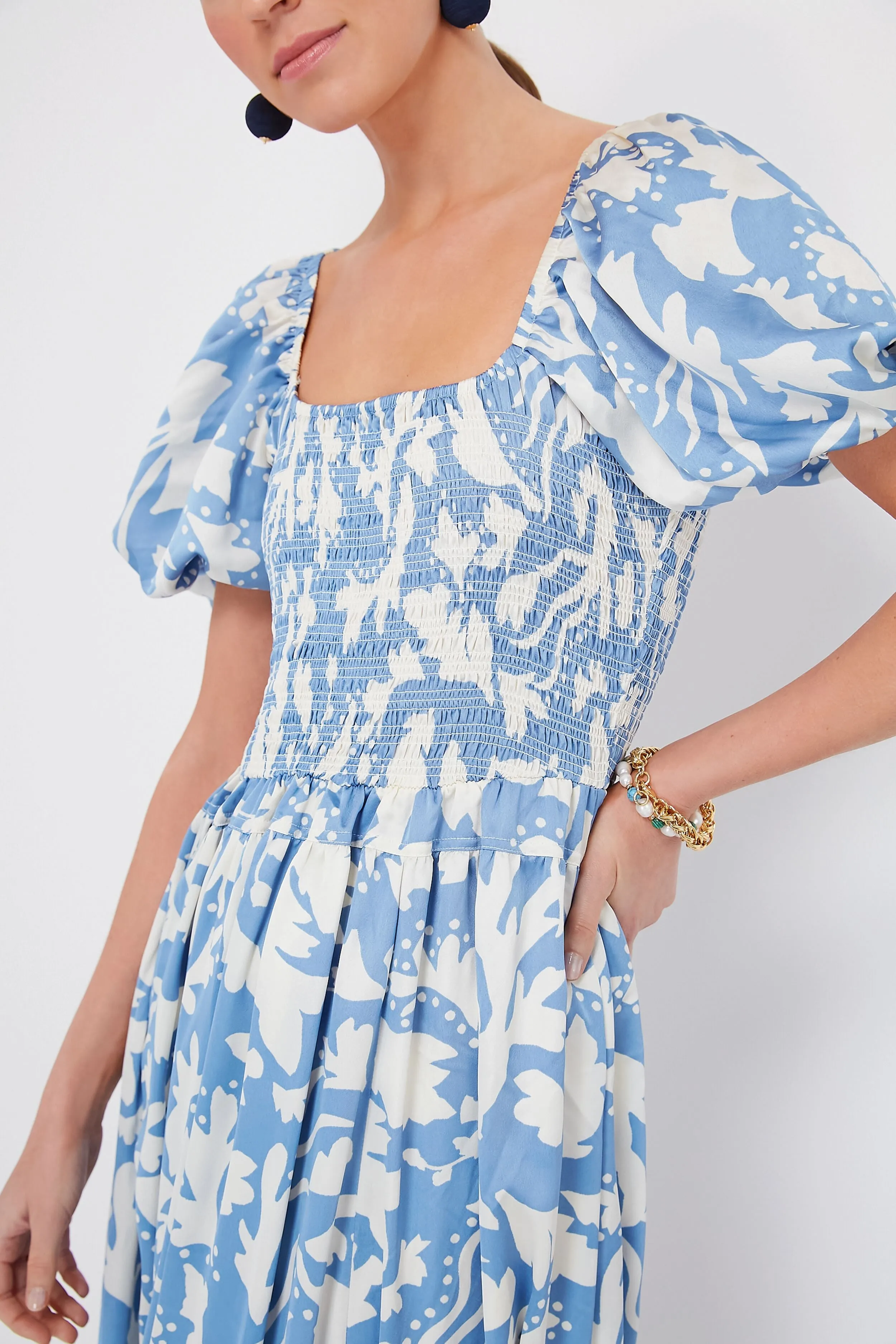 Blue Puff Sleeve Midi Dress sold by Tuckernuck product image thumbnail 5