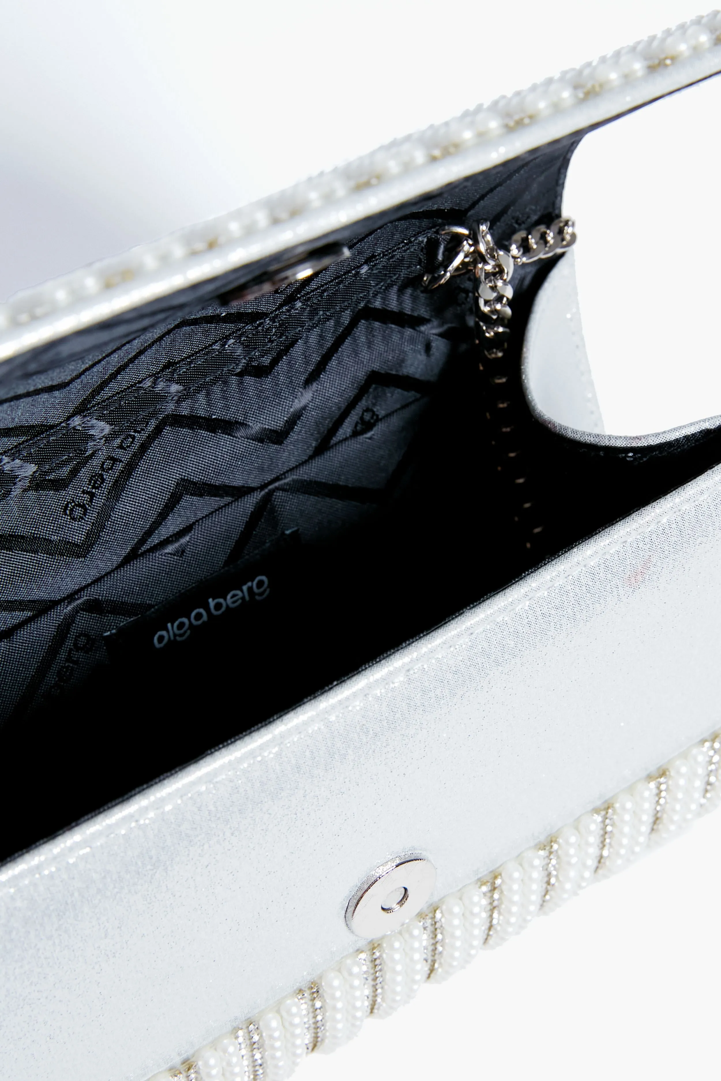 Pearl Bindi Hotfix Clutch sold by Tuckernuck product image thumbnail 4