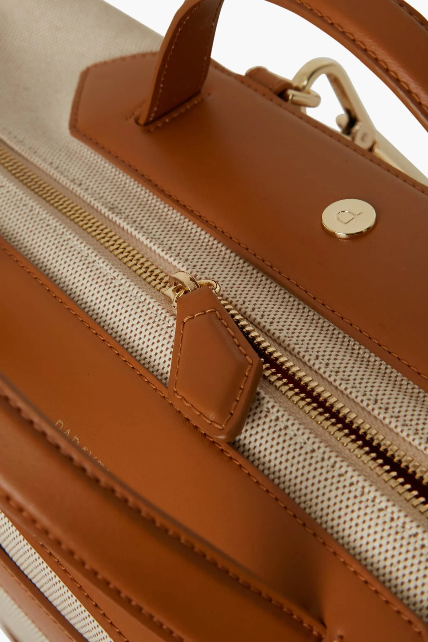 Scout Tan Weekender sold by Tuckernuck product image thumbnail 4