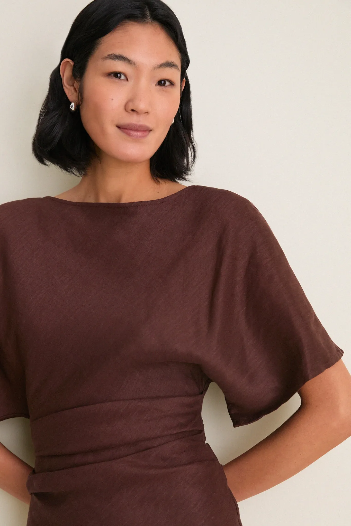 Dark Oak Amelie Linen Dress sold by Tuckernuck product image thumbnail 5