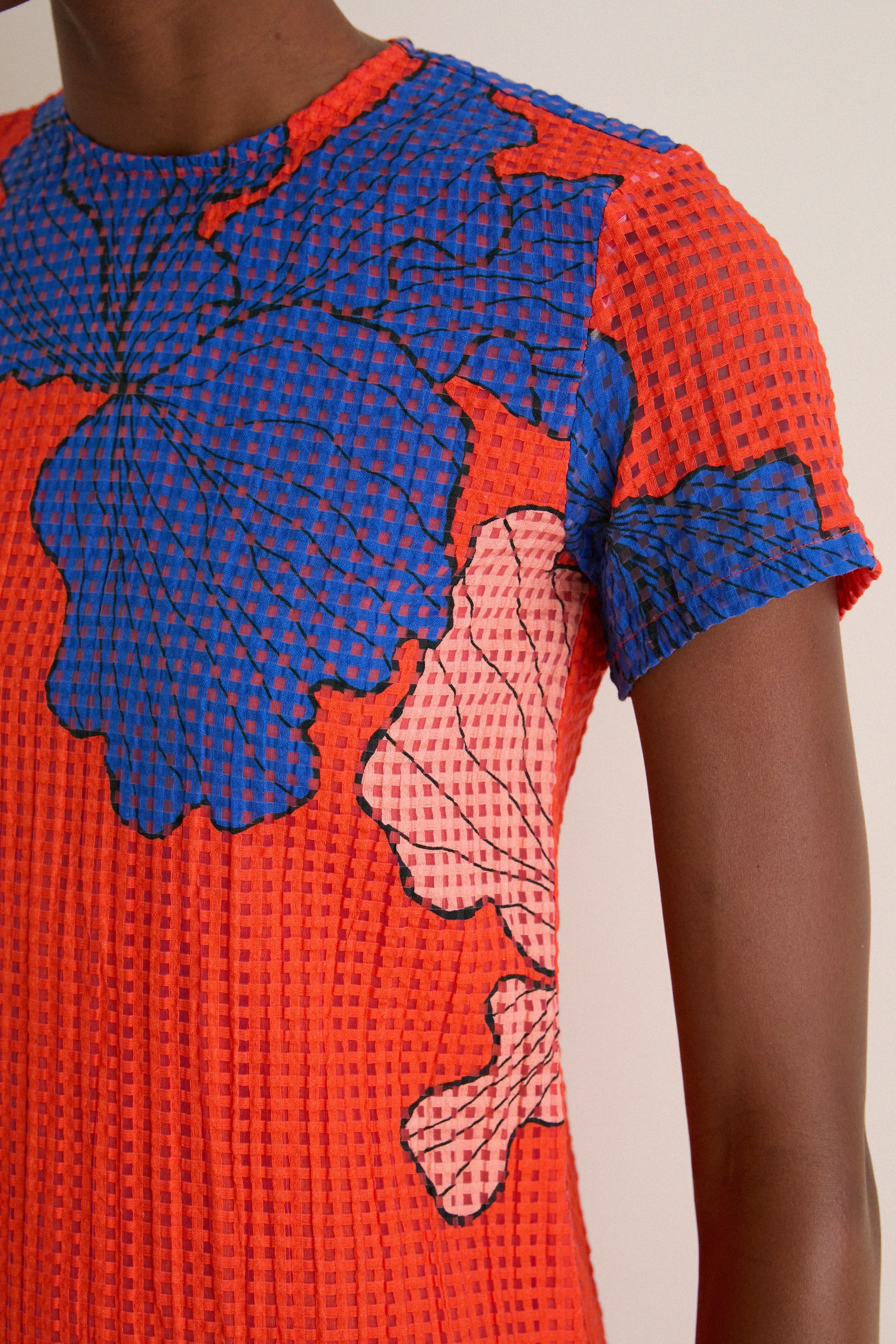 Bora Bora Red Short Sleeve Shift Maxi Dress sold by Tuckernuck product image thumbnail 2