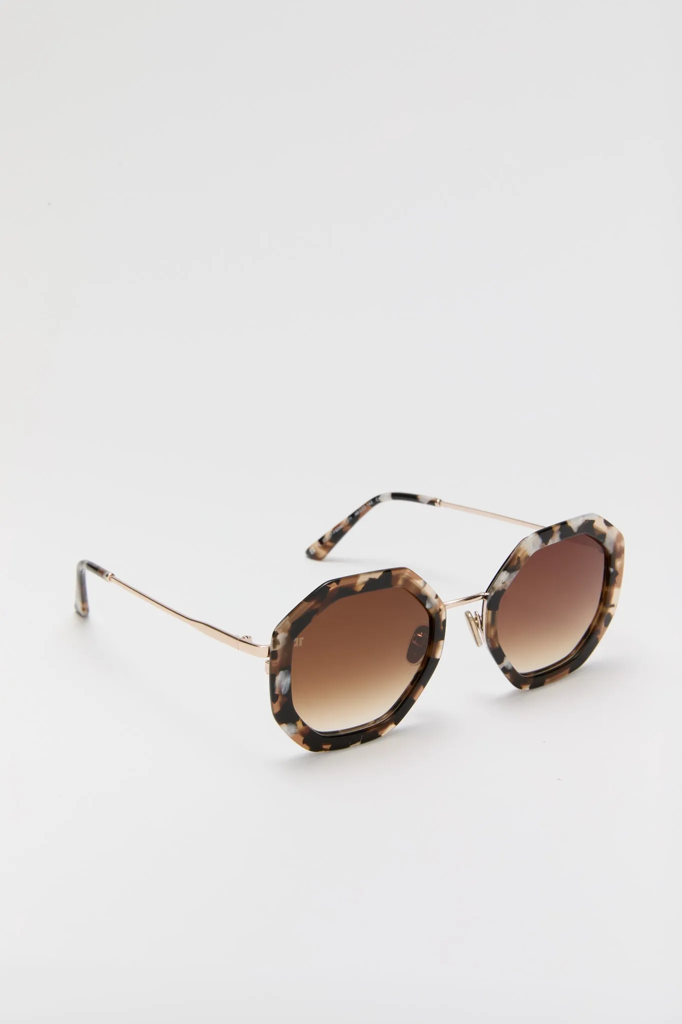 Brown Tortoise Angie Sunglasses sold by Tuckernuck product image thumbnail 5