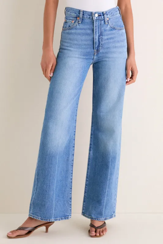 Not the Same Ribcage Wide Leg H223 Jean made by Levi's