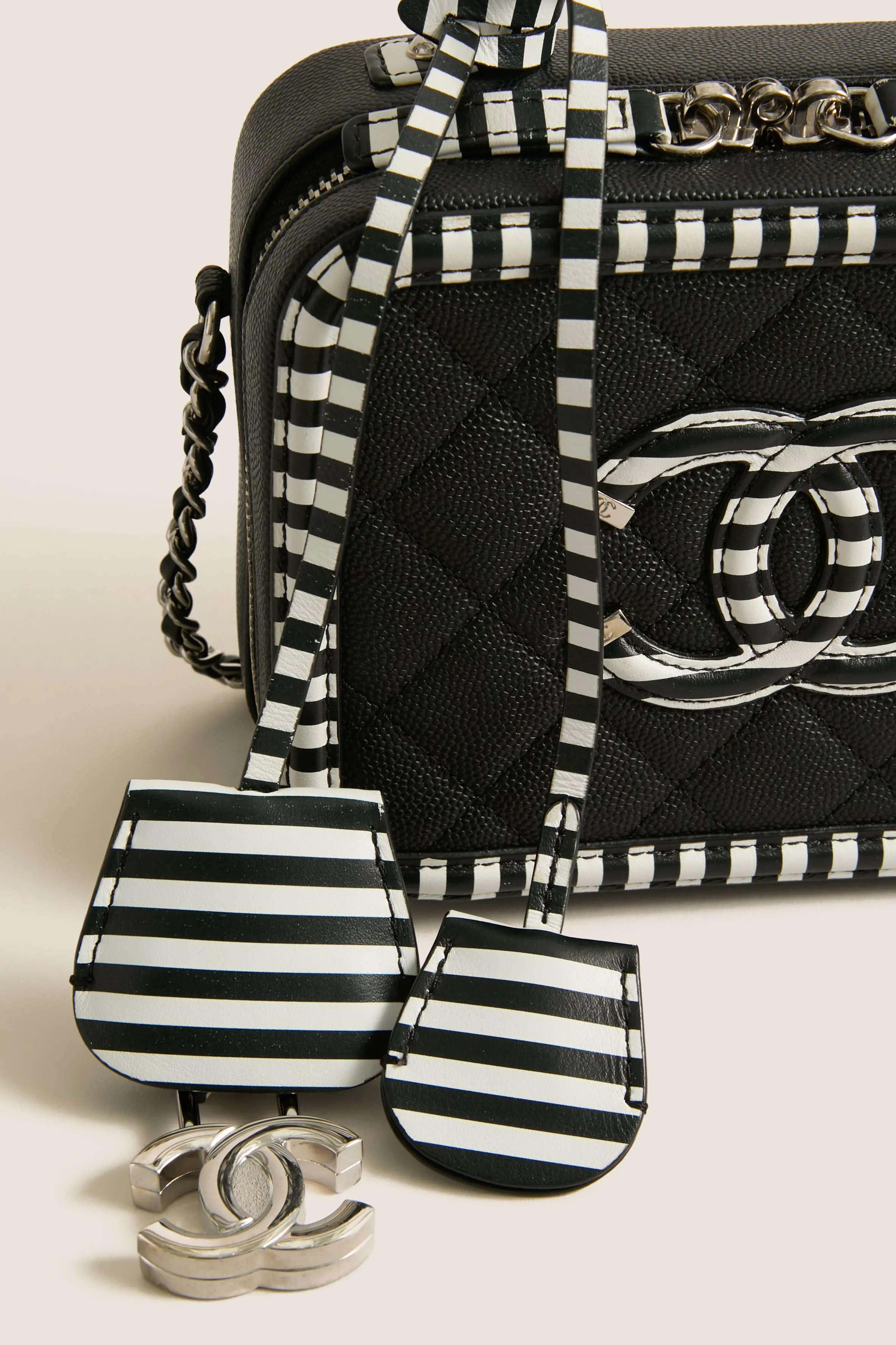 CHANEL Black White Caviar Filigree Small Vanity Case Crossbody with Red Leather Interior sold by Tuckernuck product image thumbnail 5