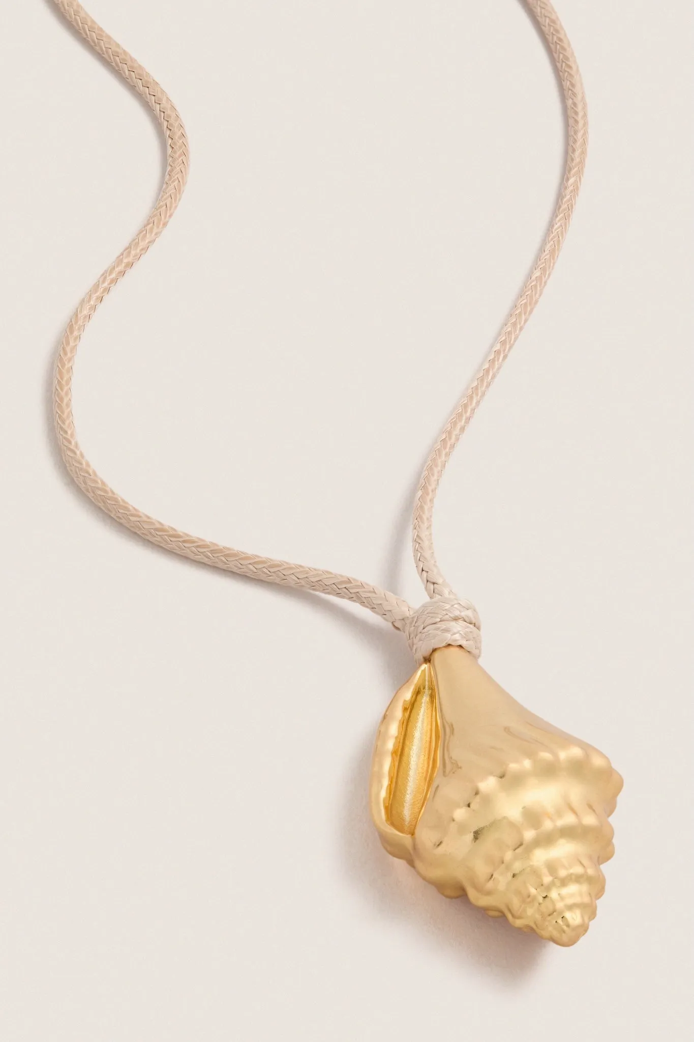 Gold Shell Coquillage Necklace sold by Tuckernuck product image thumbnail 4