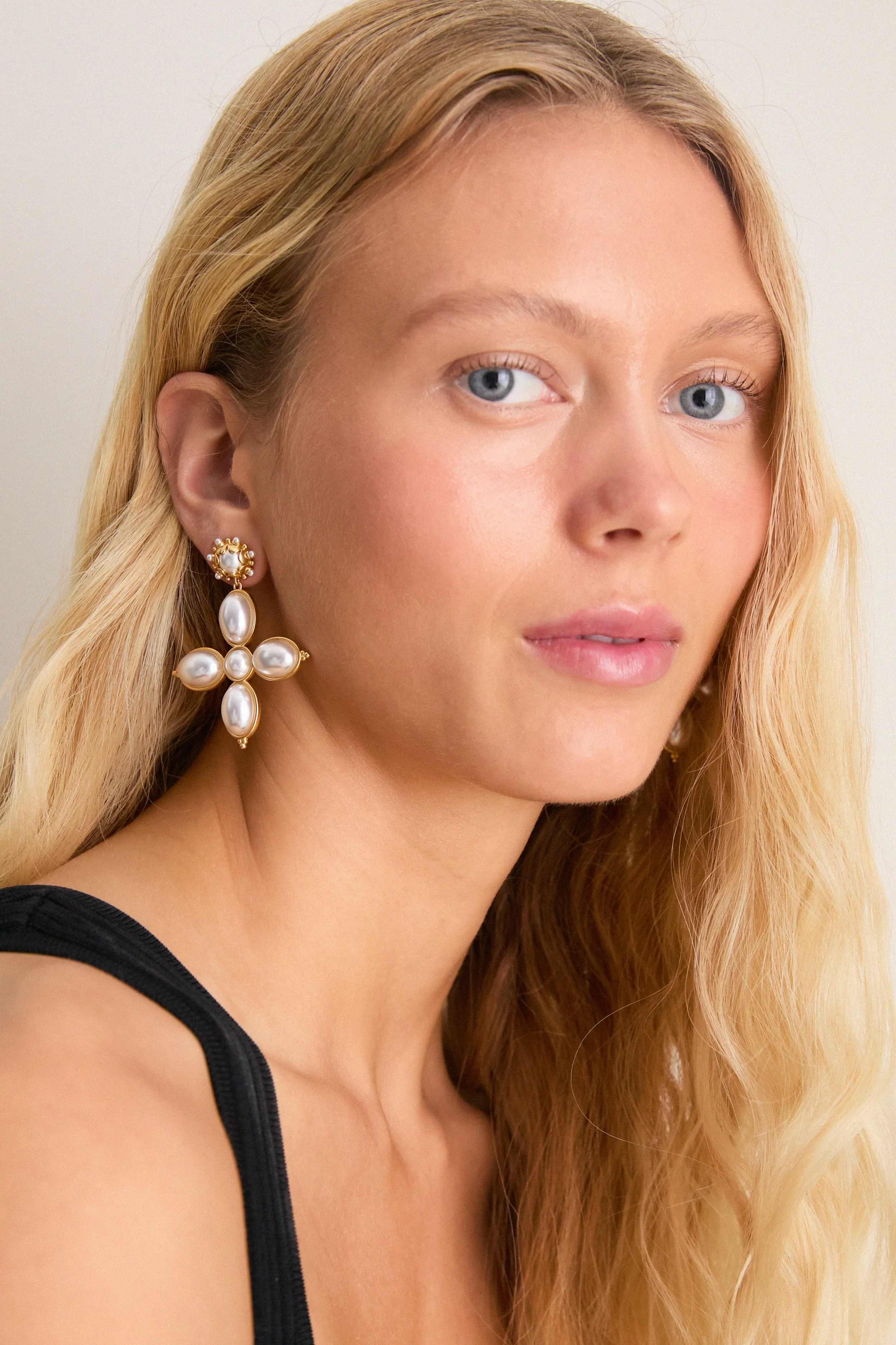 Pearl Grande Constance Earrings sold by Tuckernuck product image thumbnail 2