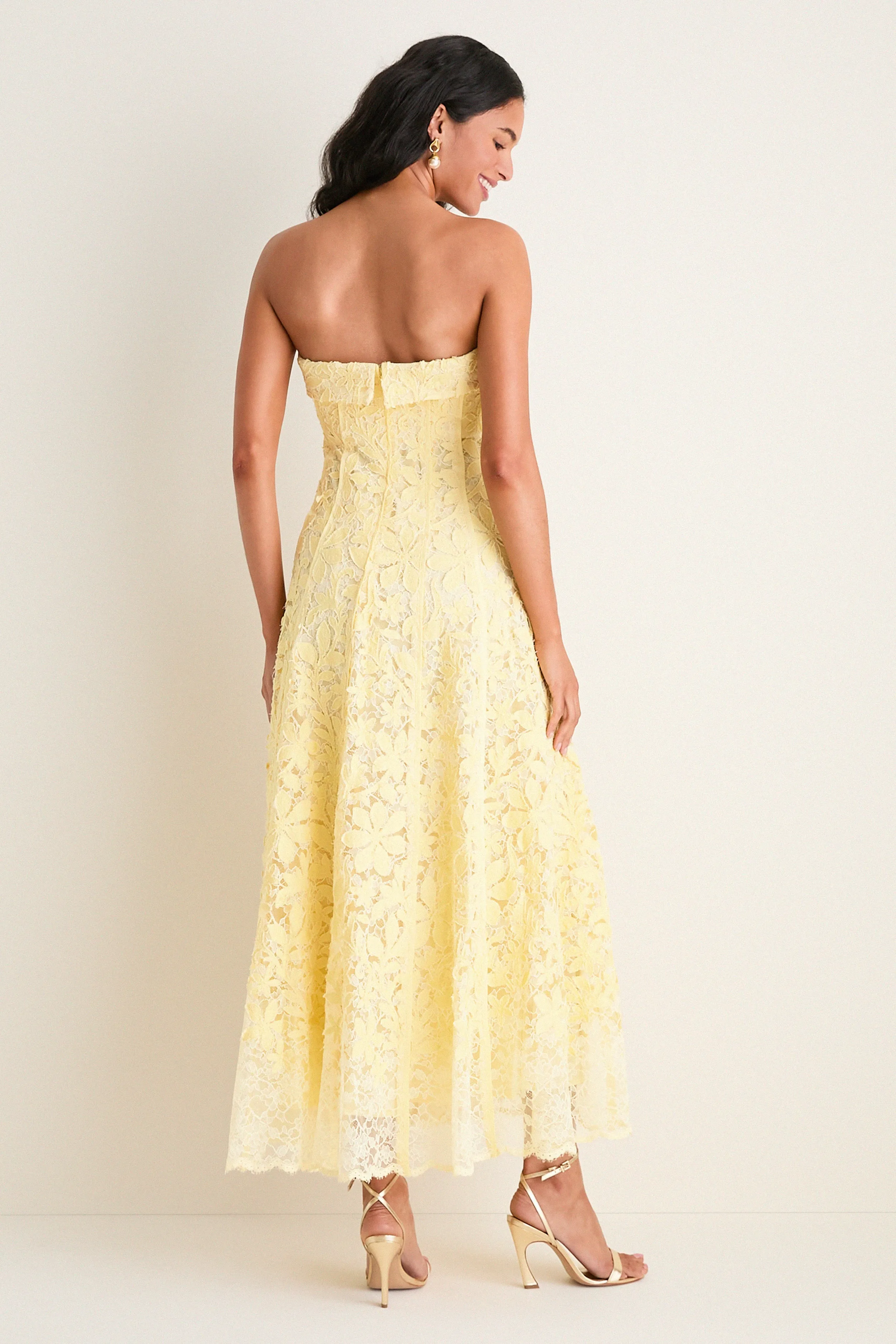 Buttercream Imogen Cotton Lace Bustier Midi Dress sold by Tuckernuck product image thumbnail 4