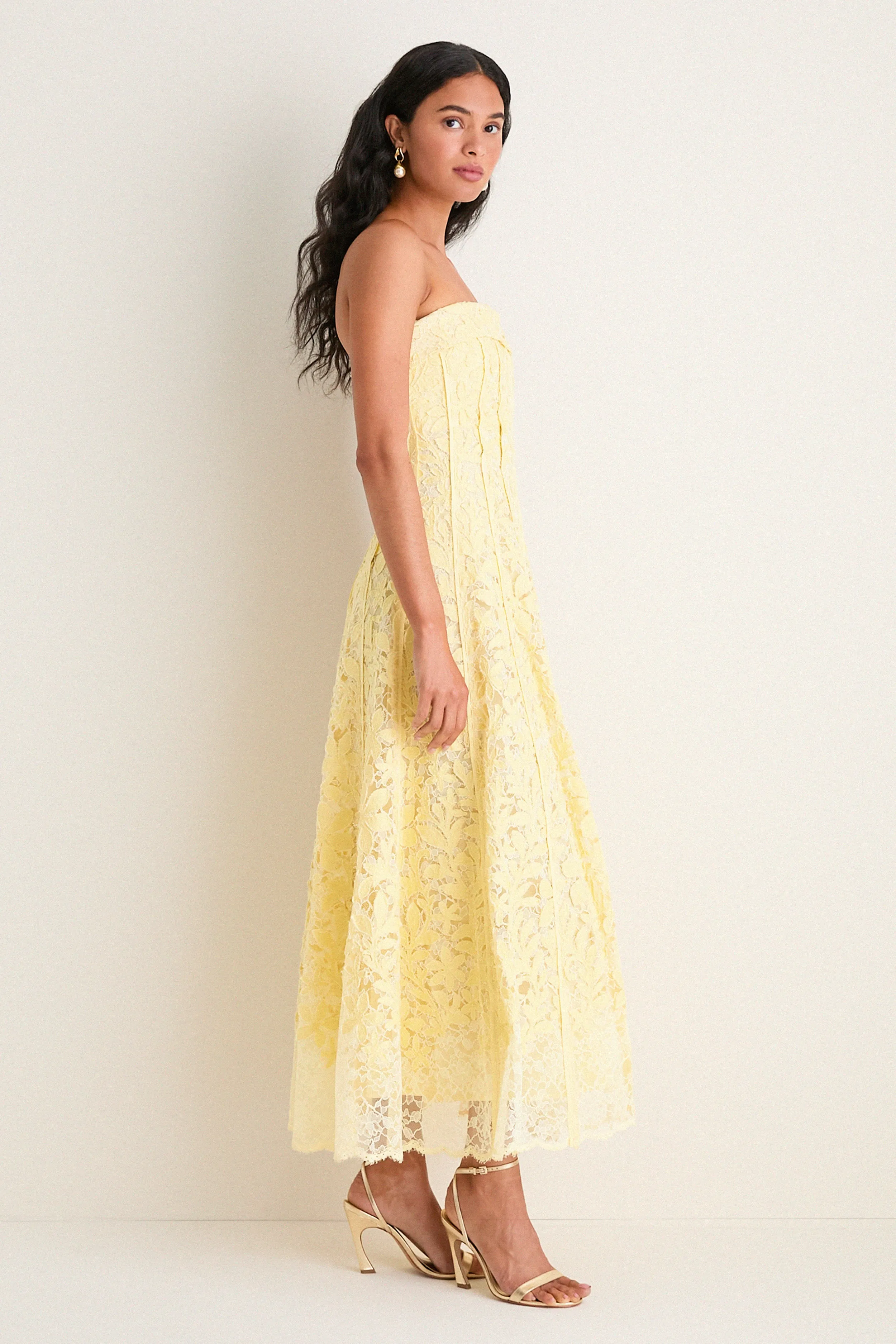 Buttercream Imogen Cotton Lace Bustier Midi Dress sold by Tuckernuck product image thumbnail 3