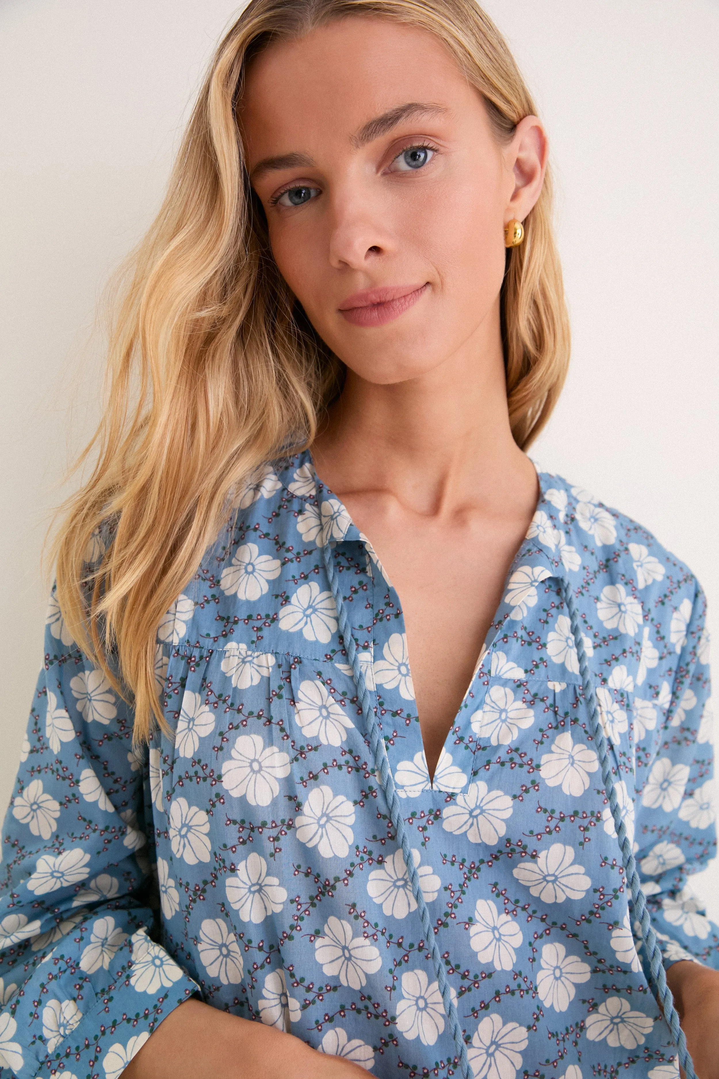 Bloom Lagoon Bondi Coverup sold by Tuckernuck product image thumbnail 5