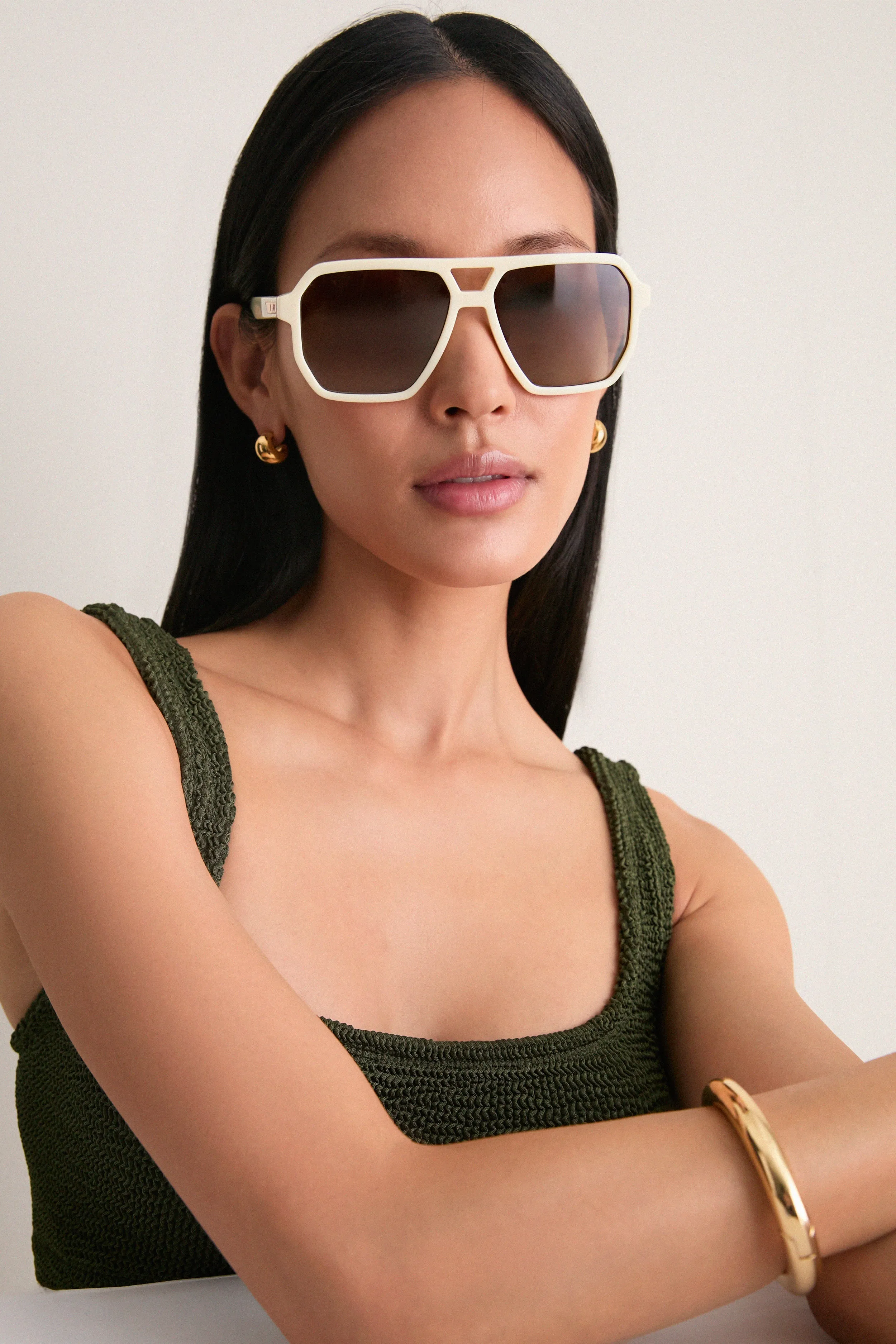 Courtside Ivory Polarized Cameron Sunglasses sold by Tuckernuck product image thumbnail 2