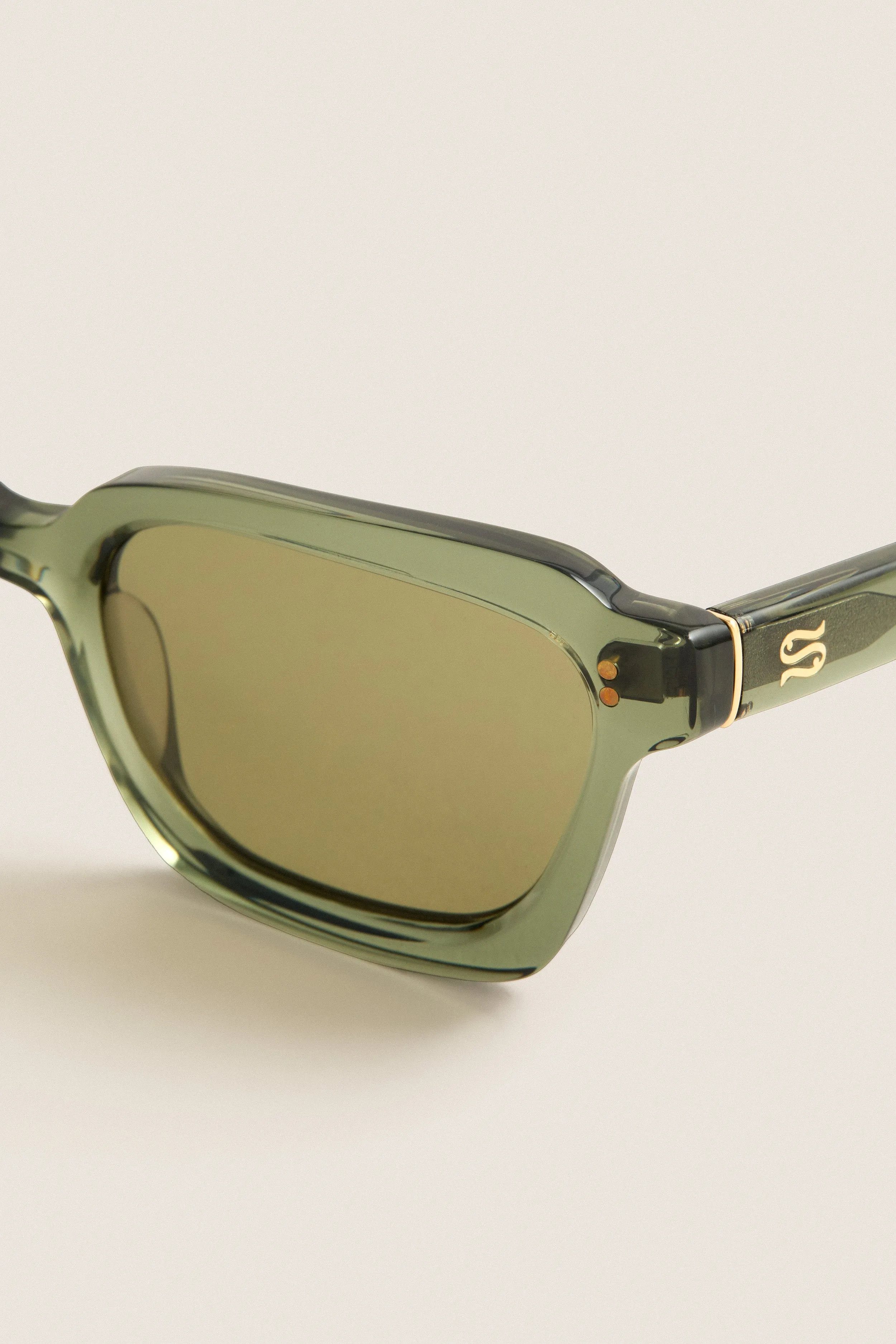 Verde Palma Demi Sunglasses sold by Tuckernuck product image thumbnail 5