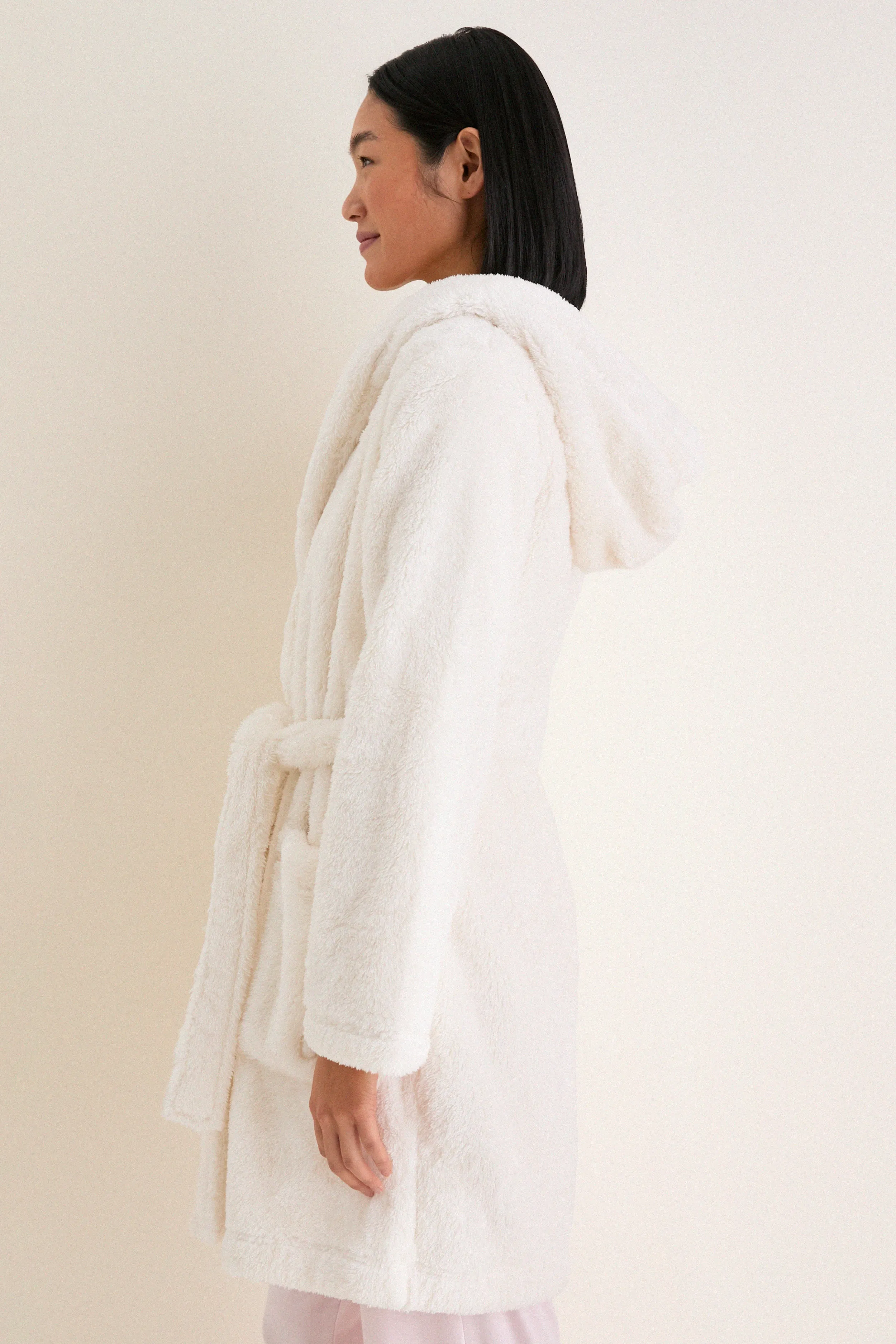 Cream Aarti Plush Fleece Robe sold by Tuckernuck product image thumbnail 4