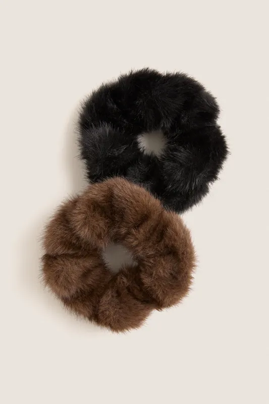 Faux Fur Scrunchie Set made by Tuckernuck