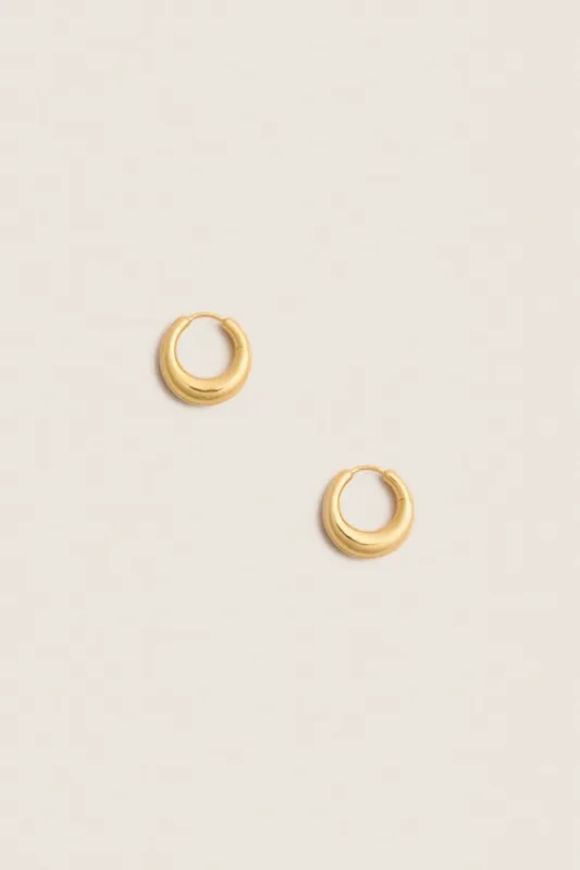 Gold Bonnie Earrings made by Tuckernuck