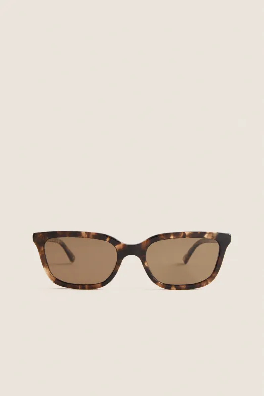 Espresso Tortoise Polarized Hannah Sunglasses made by Diff Eyewear
