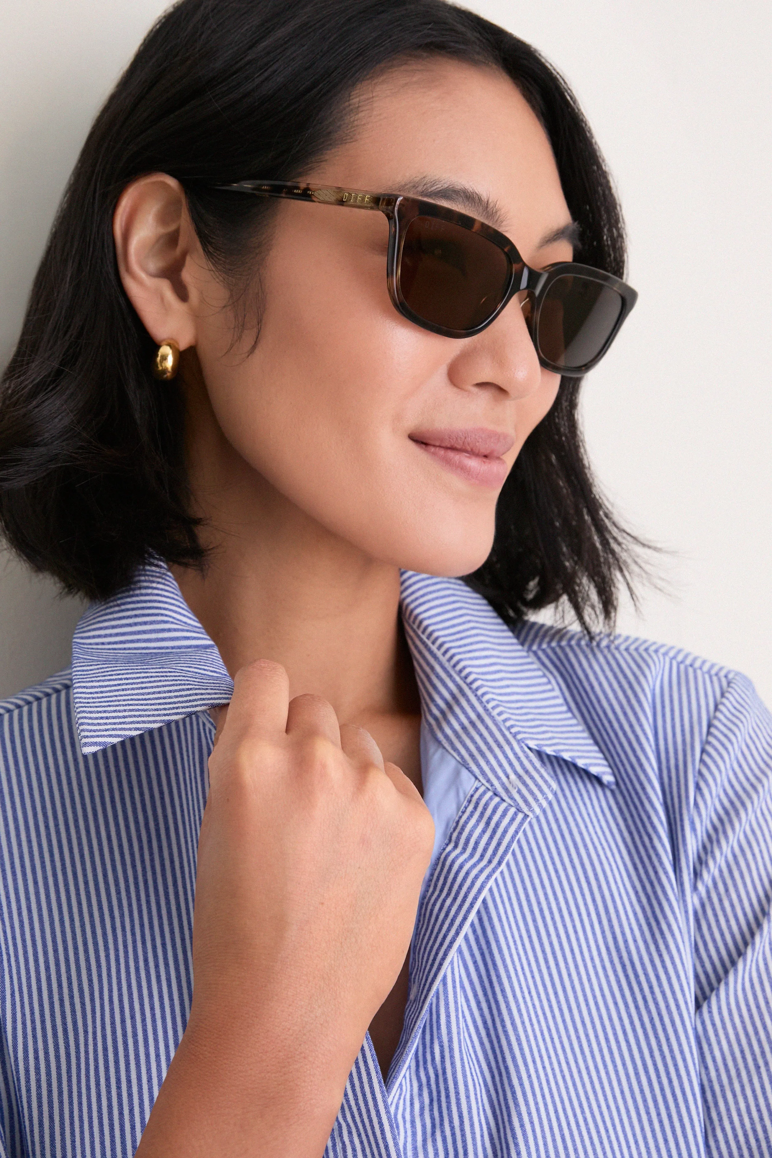 Espresso Tortoise Polarized Hannah Sunglasses sold by Tuckernuck product image thumbnail 2