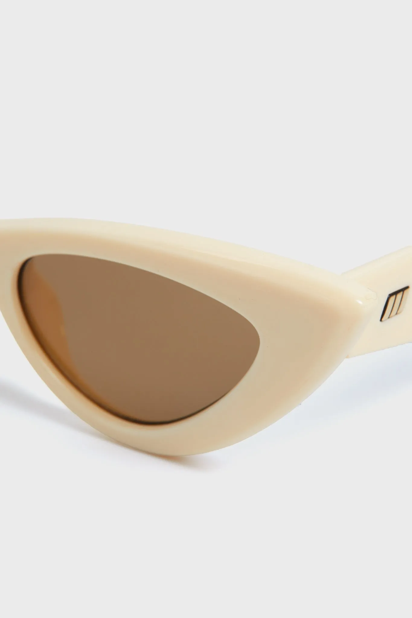 White Hypnosis Sunglasses sold by Tuckernuck product image thumbnail 4