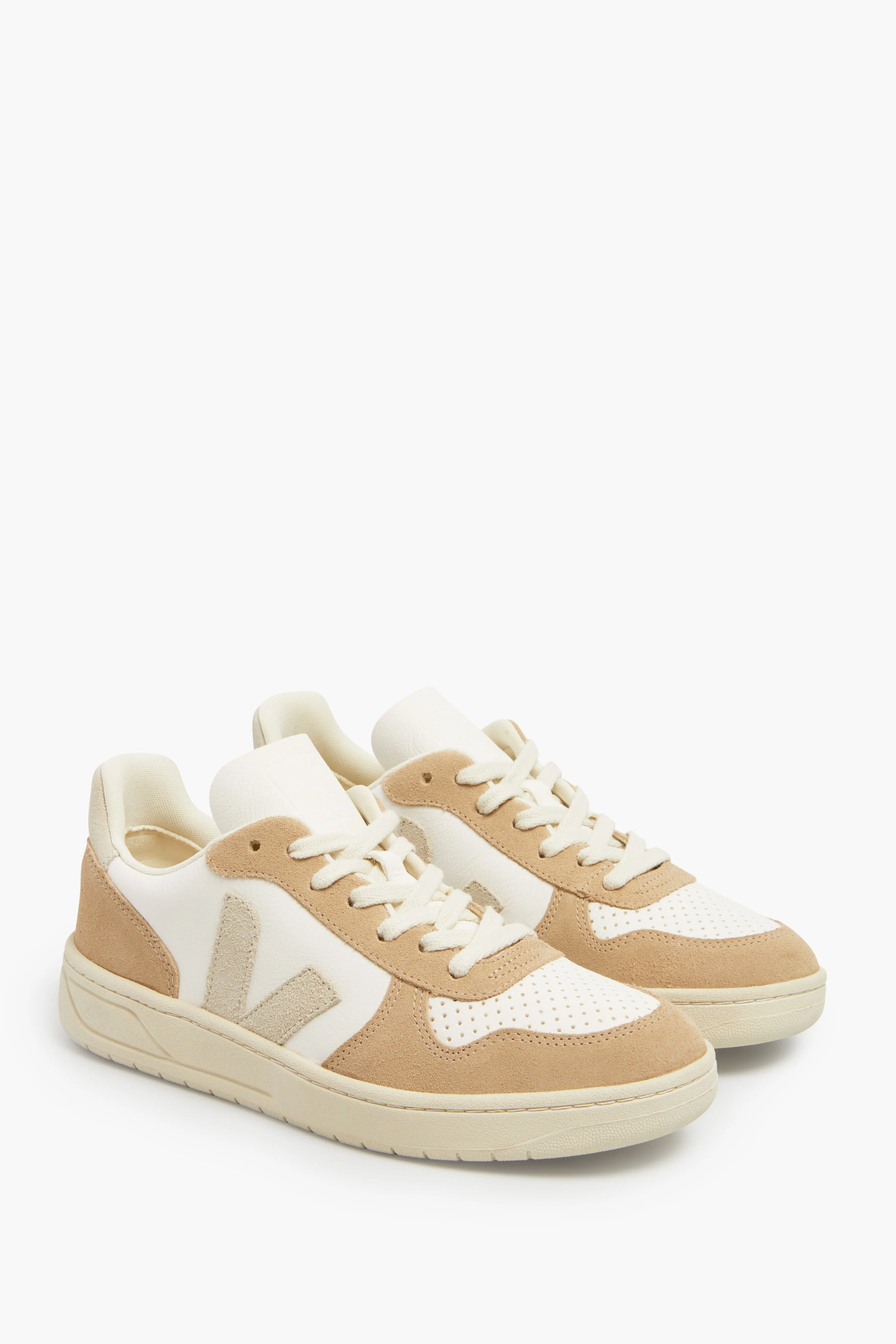 Extra White Natural Sahara V-10 Sneakers sold by Tuckernuck product image thumbnail 4