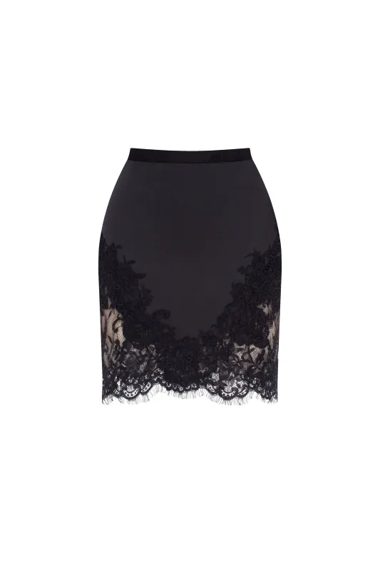 Fitted obsidian mini skirt adorned with lace, Parisienne sold by Milla