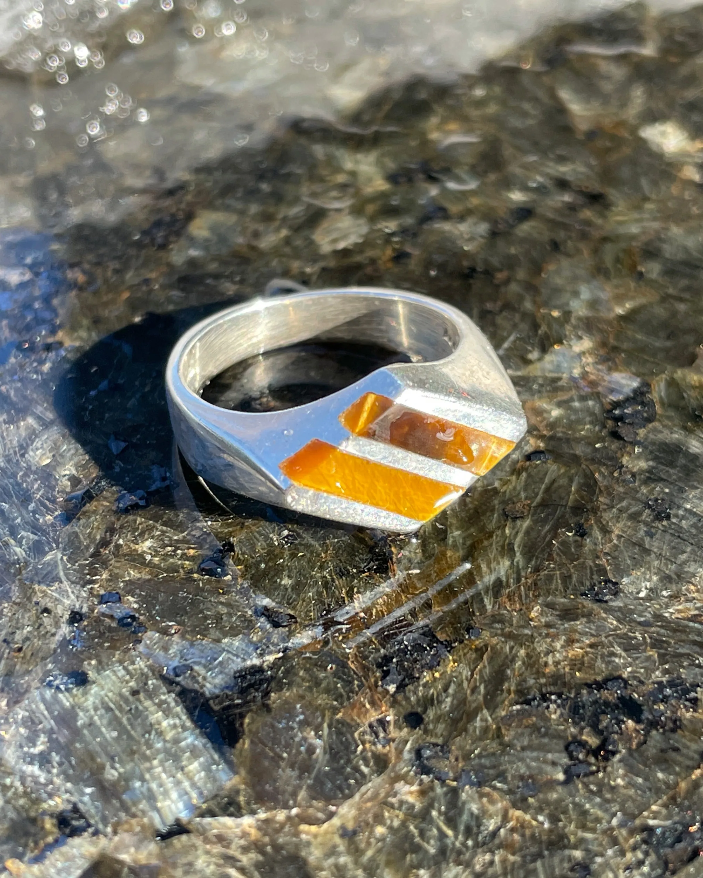 Tiger's Eye Inlay Sterling Silver Ring, Sz. 7.25 sold by Maiden Name product image thumbnail 4