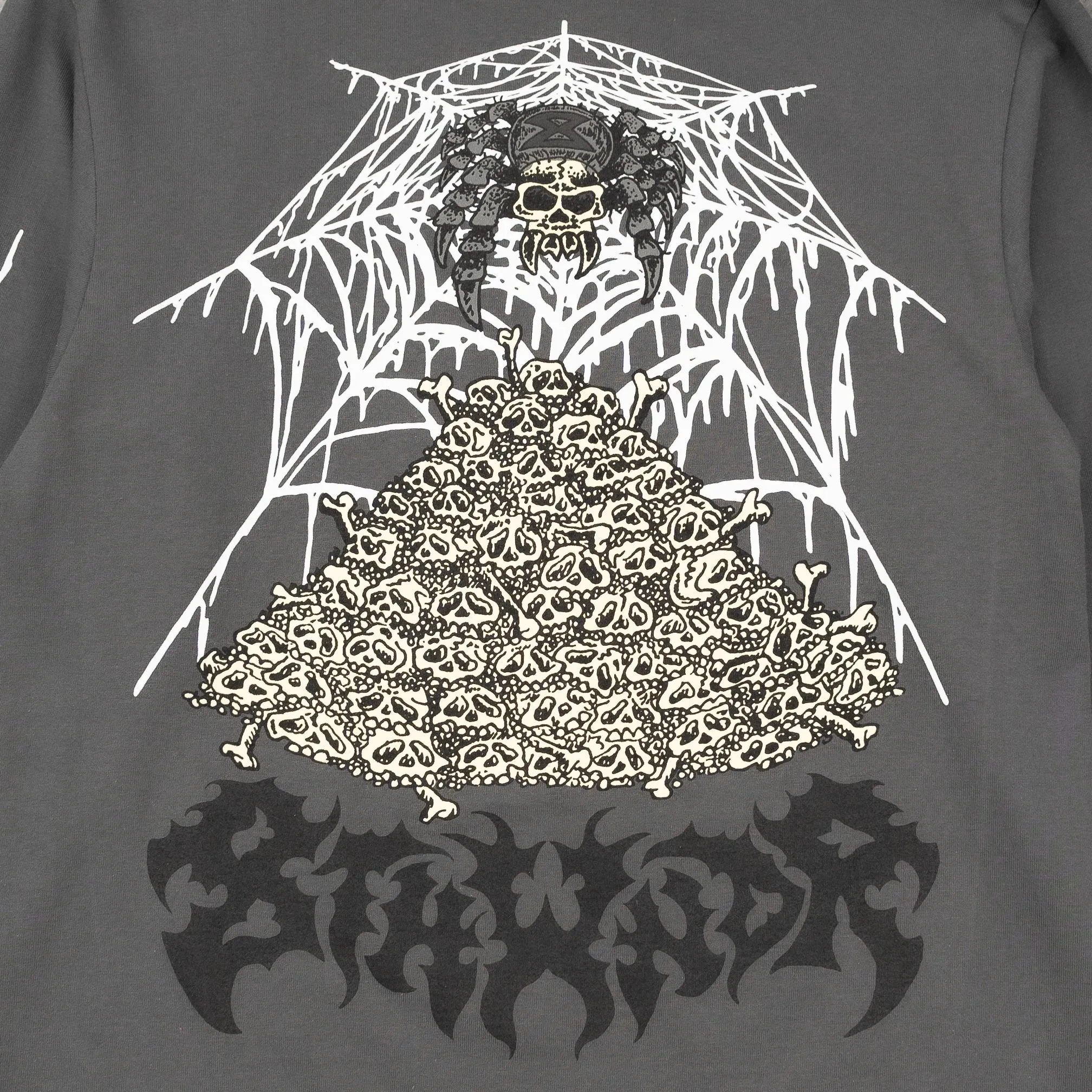 SPIDER LONGSLEEVE TEE DARK GREY sold by 8thwndr product image thumbnail 5