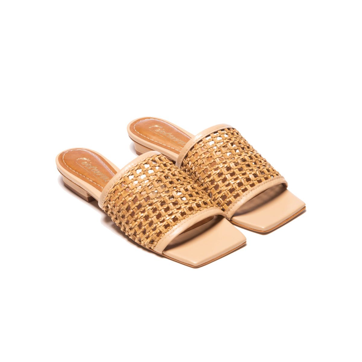 Hibiscus Almond Leather sold by L'Intervalle product image thumbnail 2