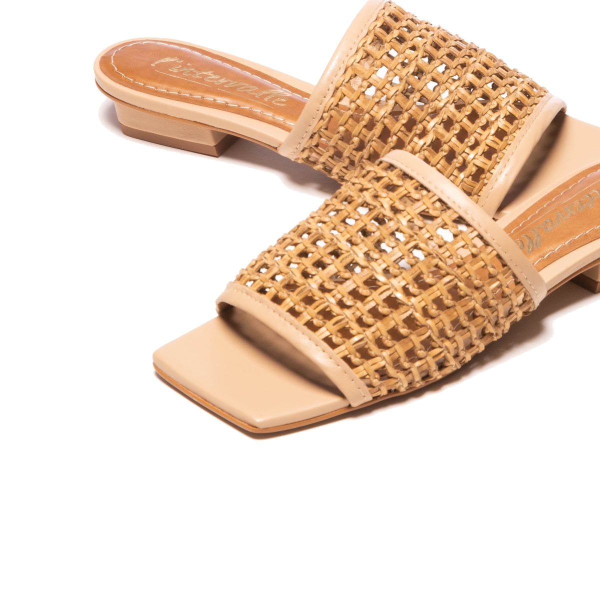 Hibiscus Almond Leather sold by L'Intervalle product image thumbnail 5