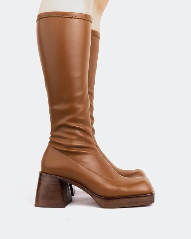 Bourne Tan Stretch sold by L'Intervalle