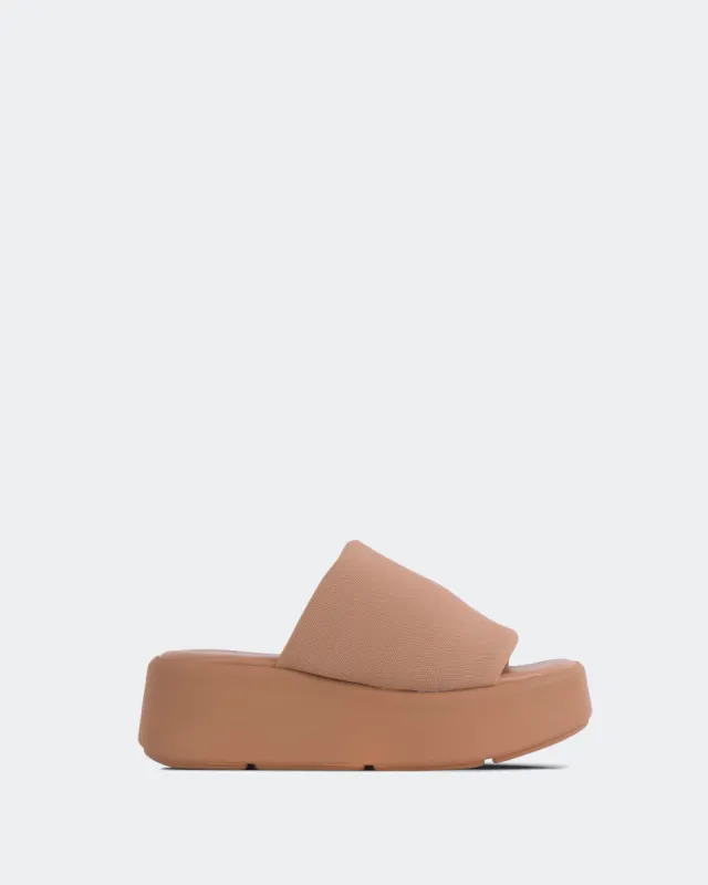 Harlow Nude Puff sold by L'Intervalle