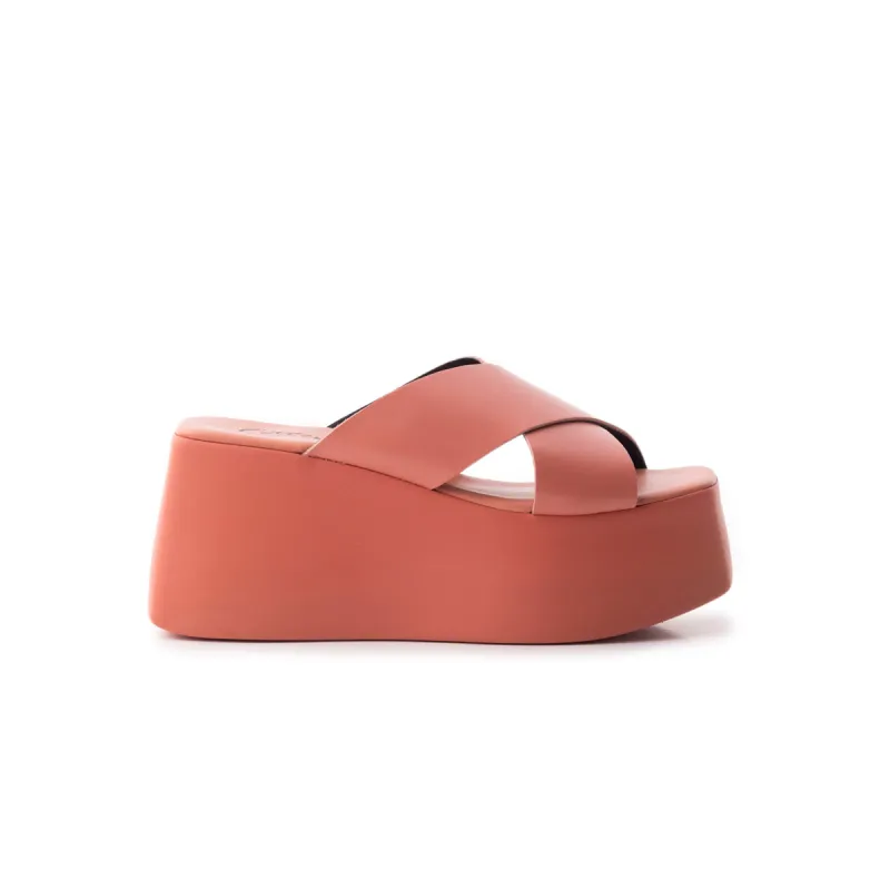 Boo Pink Leather sold by L'Intervalle