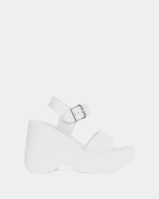 Kendall White Leather sold by L'Intervalle