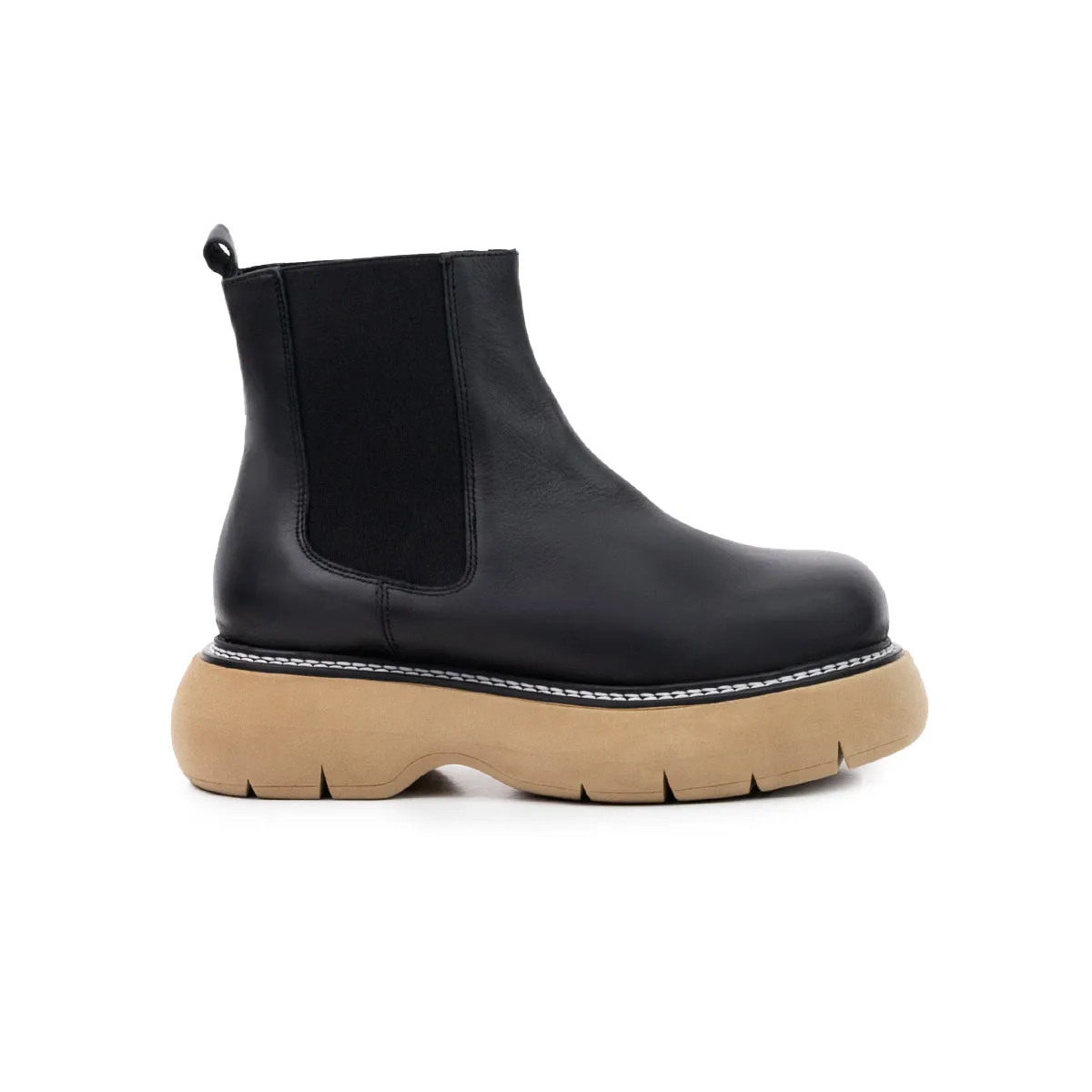 Filius Black Leather sold by L'Intervalle