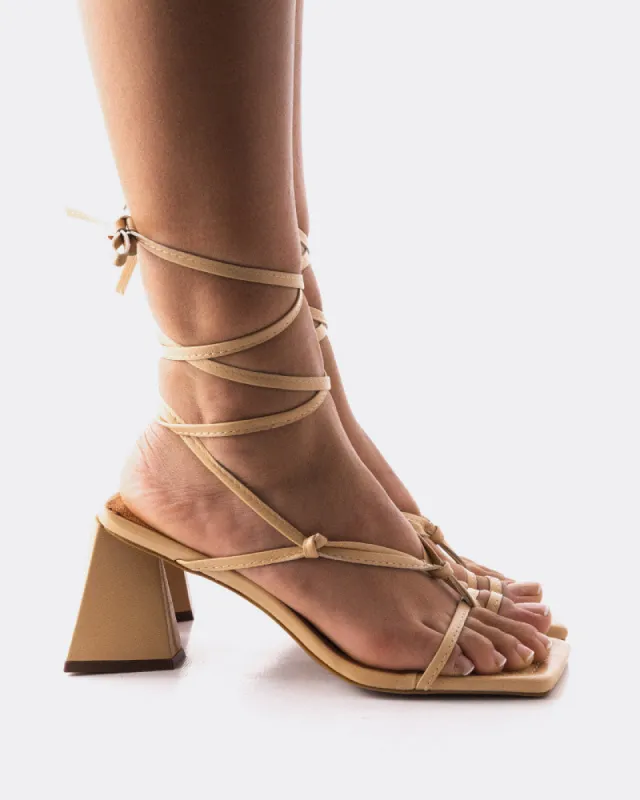 Barrio Camel Leather sold by L'Intervalle