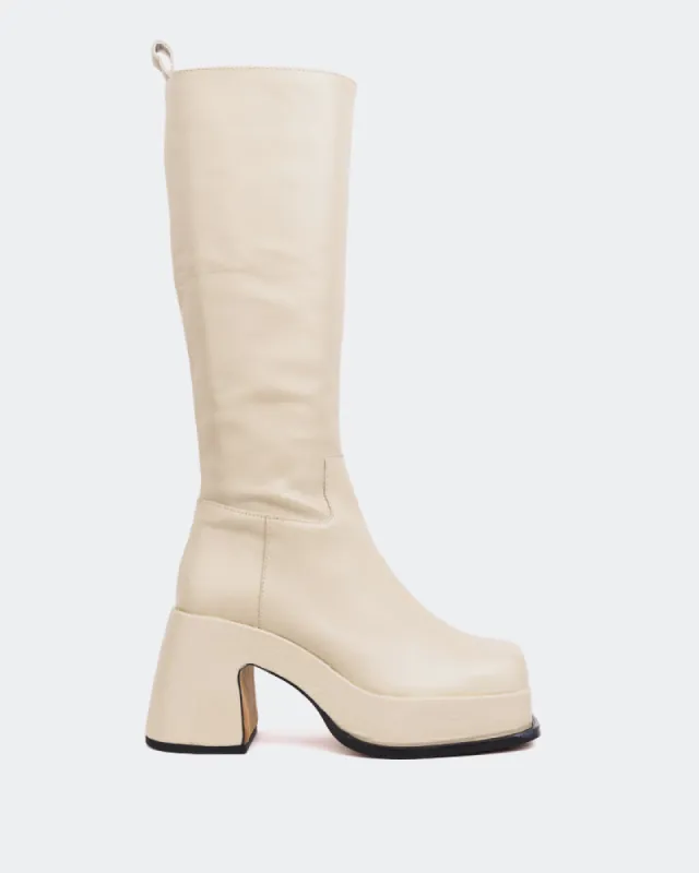 Valletta Off White Leather sold by L'Intervalle