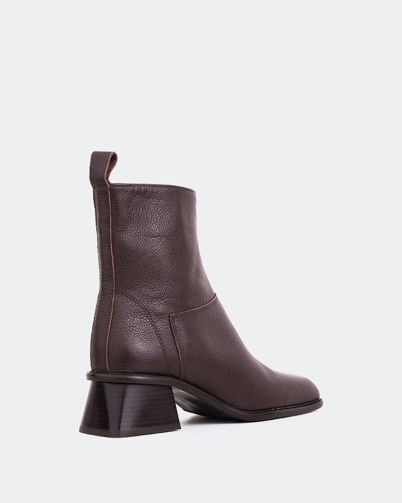 Holts Brown Leather sold by L'Intervalle product image thumbnail 3