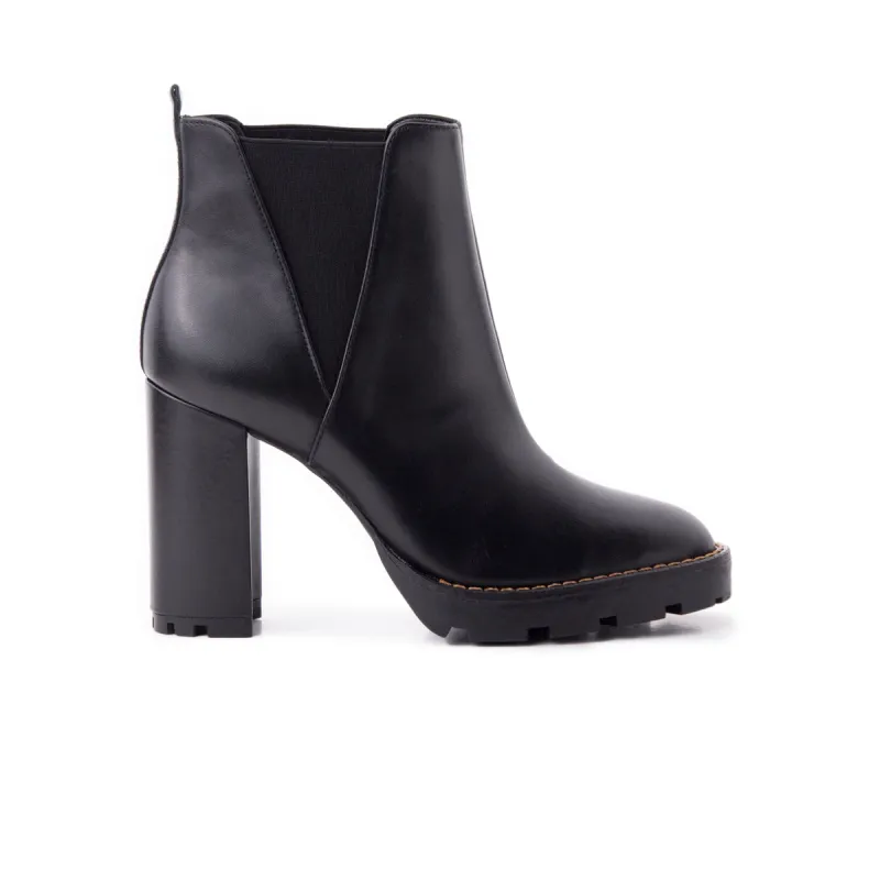 Circa Black Leather sold by L'Intervalle