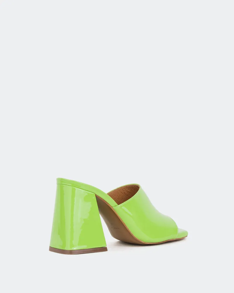 Herrera Green Patent/Verni Vert sold by L'Intervalle product image thumbnail 3