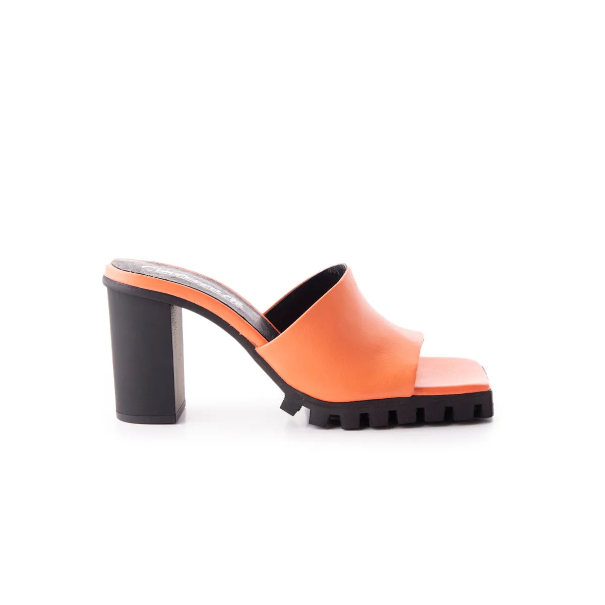 Narda Coral Leather sold by L'Intervalle