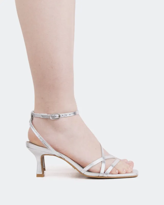 Nobu Silver Metal/Argent Métallique sold by L'Intervalle