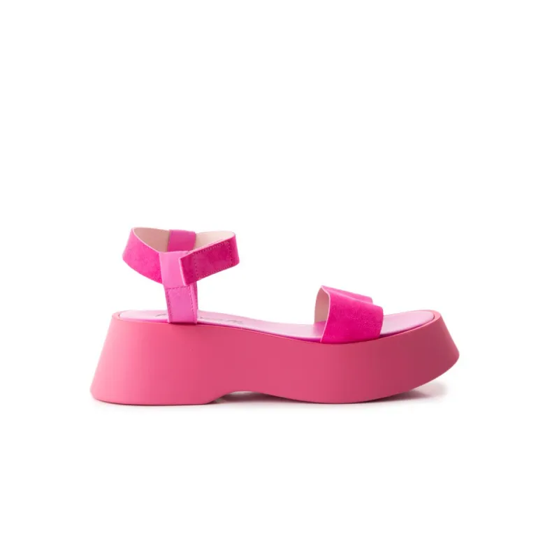 Aguo Fuchsia Leather sold by L'Intervalle