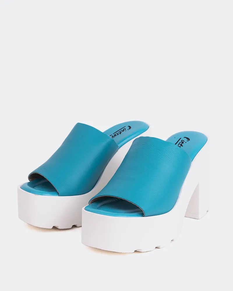 Ranchers Blue Leather sold by L'Intervalle product image thumbnail 3