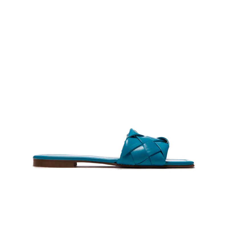 Ioanna Blue sold by L'Intervalle