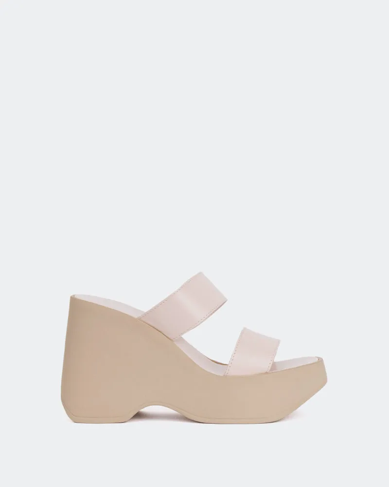 Hadid Nude Leather sold by L'Intervalle