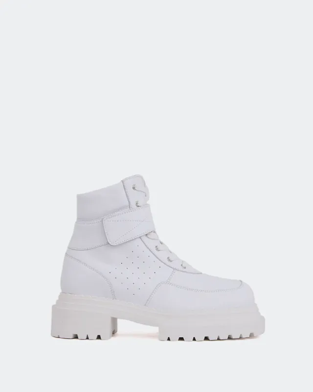 Peline White Leather sold by L'Intervalle